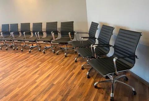 Proyectos Particulares – Mobiliario para oficinas profesionales · Fotografía 7